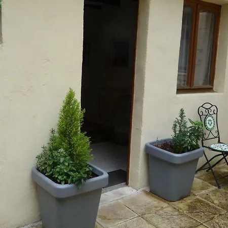 Apartamento Aux Armoiries De